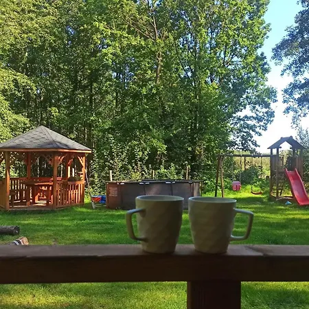 Hotell Lorien - Wynajem Domkow Letniskowych 2.0 Roczyny