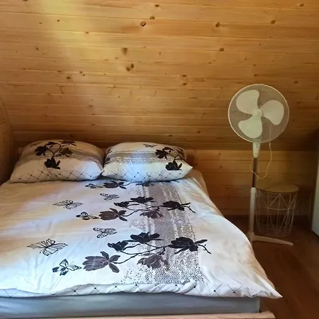 Hotell Lorien - Wynajem Domkow Letniskowych 2.0 3*